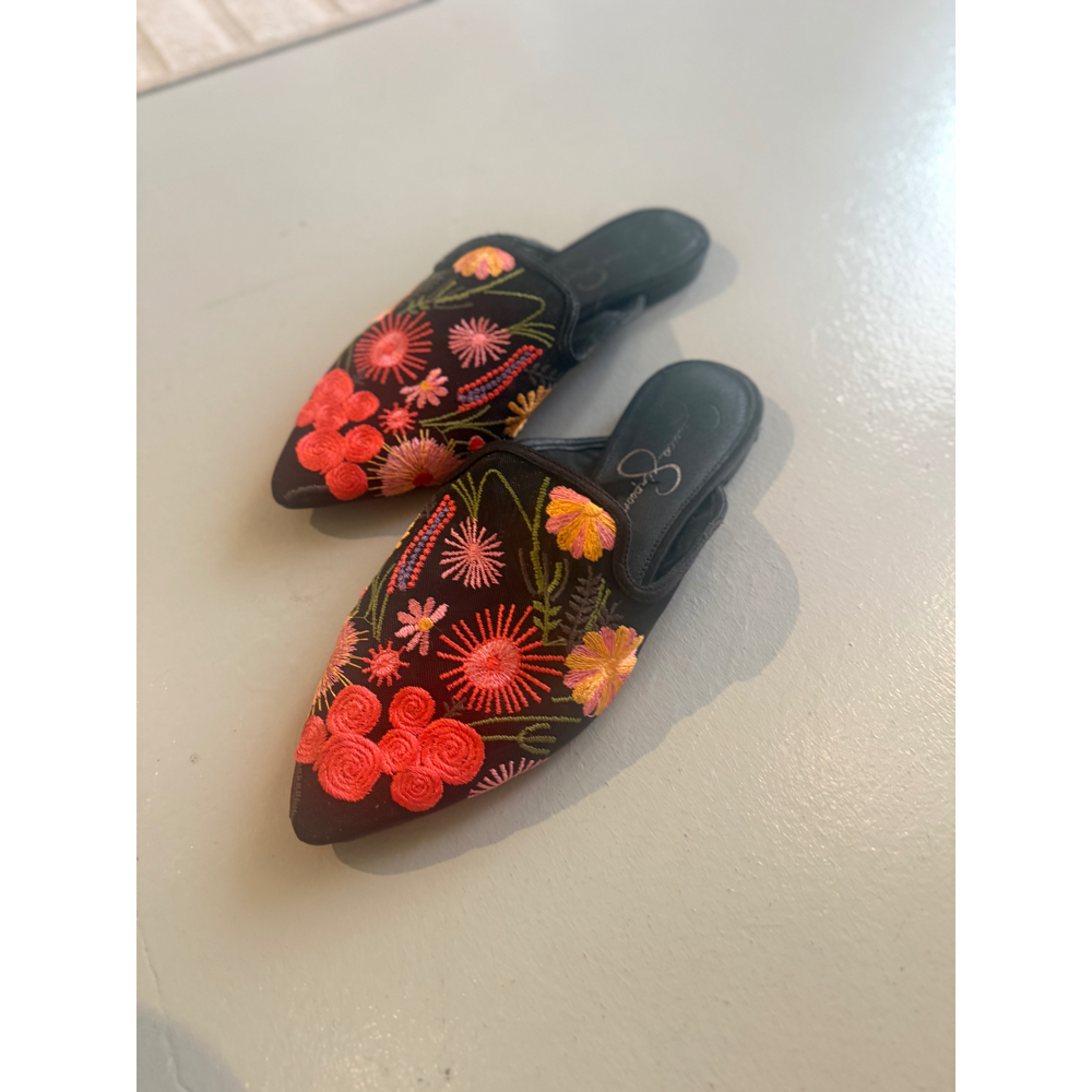 Jessica Simpson Black Floral Embroidered Pointed Toe Mule Flats - Picture 2 of 6